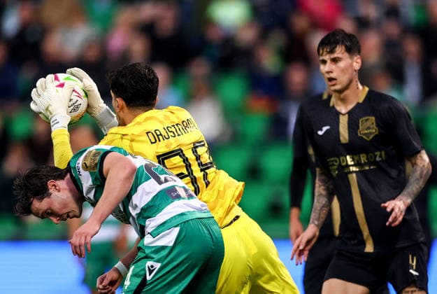 UEFA Europa League Third Qualifying Round First Leg, Tallaght Stadium, Dublin 4 8 2026 Shamrock Rovers vs KF Egnatia KF Egnatia Mario Dajsinani saves a shot on goal Mario Dajsinani saves a shot on goal 4 8 2026  Copyright: xx JR1W6322