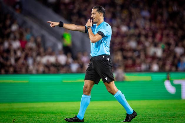 SPARTA PRAGUE - OLYMPIQUE LYONNAIS Referee Serdar Gozubuyuk during the first leg of third qualifying round of UEFA Champions league football match between AC Sparta Praha and Olympique Lyonnais at the Epet arena Stadium Letna. Prague, Czechia, August 04, 2026. Photo by Branislav Racko Copyright: xx 080A6014