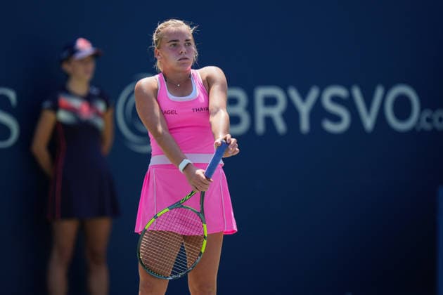 WTA, Tennis Damen Masters 1000 National Bank Open Toronto 2026 - Round of 64 - Day 4 Sara Bejlek of Czech Republic reacts during the Women™s Singles round of 64 match against Iga ÅöwiÄÖtek of Poland on day 4 of the WTA Masters 1000 National Bank Open at Sobeys Stadium on August 4, 2026, in Toronto, Canada. (Photo by Leonardo Ramirez Eyepix Group) Copyright: xLeonardoxRamirezx xEyepixxGroupx LR_04082026_08050