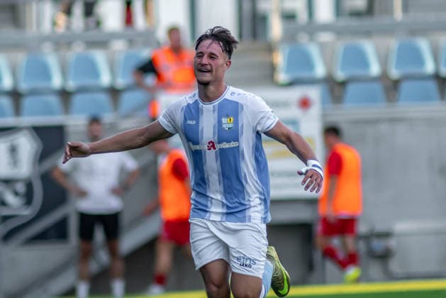 Chemnitz, Deutschland 04. August 2026: Regionalliga Nordost - 2026 2027 - Sp. 3 - Chemnitzer FC gegen FSV Zwickau Im Bild: Jonas Marx (CFC) jubelt nach seinem Tor zum 2:0 *** Chemnitz, Germany, August 4, 2026, Northeast Regional League 2026–2027, Matchday 3: Chemnitzer FC vs. FSV Zwickau. Pictured: Jonas Marx of CFC celebrates after scoring the goal that made it 2–0. Copyright: xFotostandx xNachtigallx
