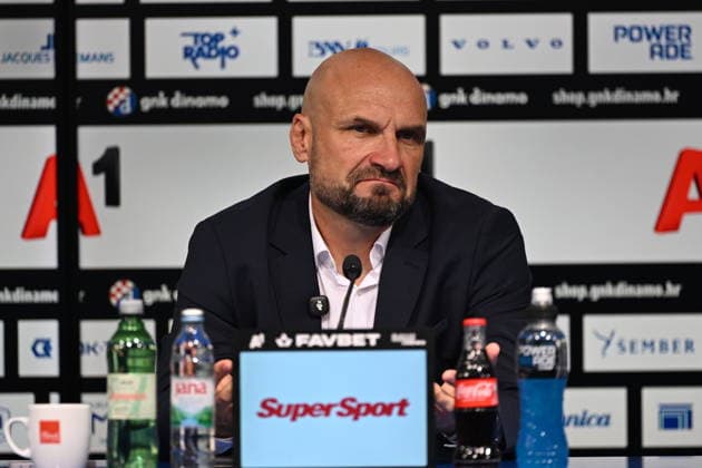 Croatia, Zagreb, 040826. Maksimir Stadium. press conference, PK, Pressekonferenz after the match of the third qualifying round of the UEFA Champions League, GNK Dinamo - FK Kauno Zalgiris. In the photo: Zeljko Sopic. Photo: Damir Krajac CROPIX Copyright: xxDamirxKrajacx konferencija_sopic8-040826