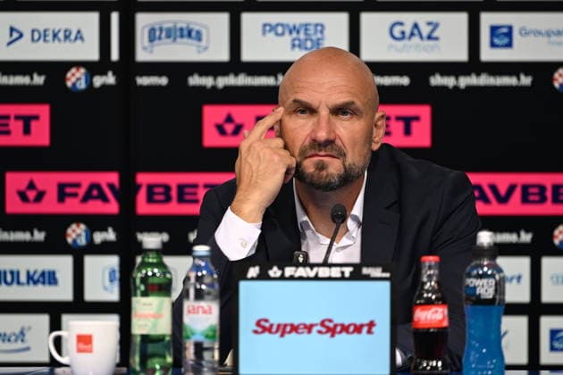 Croatia, Zagreb, 040826. Maksimir Stadium. press conference, PK, Pressekonferenz after the match of the third qualifying round of the UEFA Champions League, GNK Dinamo - FK Kauno Zalgiris. In the photo: Zeljko Sopic. Photo: Damir Krajac CROPIX Copyright: xxDamirxKrajacx konferencija_sopic1-040826