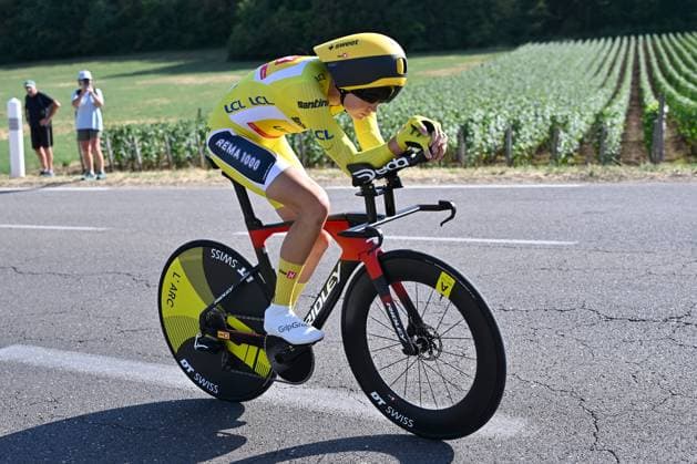 04.08.2026 --- Lacets de Marsannay, Frankreich --- Radsport --- Tour De France Femmes --- 4. Etappe Einzelzeitfahren von Gevrey-Chambertin nach Dijon --- --- Sigrid Haugset (Uno-X Mobility) Tour De France Femmes stage 4 *** August 4, 2026, Lacets de Marsannay, France, Cycling, Tour de France Femmes, Stage 4, Individual Time Trial from Gevrey-Chambertin to Dijon, Sigrid Haugset, Uno X Mobility, Tour de France Femmes, Stage 4
