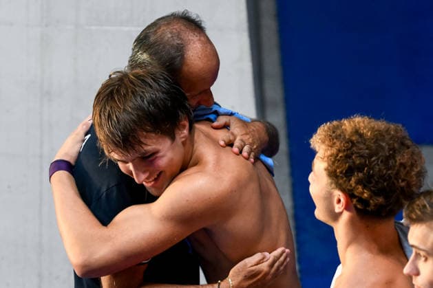 Oscar Bertone, Simone Conte, Raffaele Pelligra of Italy celebrate after winning the silver medal in the diving 10m Platform Synchro Men Final during the European Aquatics Championships at the Olympic Aquatic Center in Paris (France), August 4, 2026. Andrea Staccioli