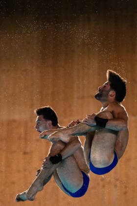 Ben Cutmore of Great Britain, Euan McCabe of Great Britain compete in the Diving Men s 10m Platform Final during the European Aquatics Championships at the Olympic Aquatic Center in Paris (France), August 4, 2026. Andrea Staccioli