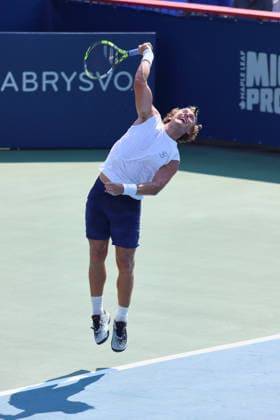 ATP, Tennis Herren Masters 1000 National Bank Open Montreal 2026 - Round of 64 - Day 4 Liam Draxl of Canada serves during the Men™s Singles round of 64 match against Daniel Merida of Spain on day 4 of the ATP Masters1000 National Bank Open at IGA Stadium. on August 4, 2026, in Montreal, Canada. (Photo by Horacio Zamora Eyepix Group) Copyright: xHoracioxZamorax xEyepixxGroupx HZ_04082026_193838