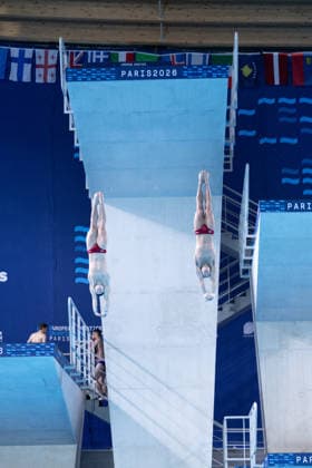 Men 10m platform synchro diving final European Aquatics Championships - Saint-Denis Austria s diver Anton Knoll and Austria s diver Dariush Lotfi compete in the men’s 10m platform synchro diving final event during the LEN European Aquatics Championships, at the Olympic Aquatics Centre in Saint-Denis, northeastern suburbs of Paris, on August 4, 2026. Photo by Raphael Lafargue ABACAPRESS.COM Saint-Denis France  Copyright: xLafarguexRaphael ABACAx