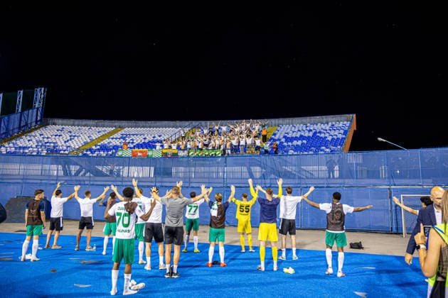 GNK Dinamo vs FK Kauno Žalgiris, UEFA Champions League third qualifying round, first leg, Stadion Maksimir, August 4, Zagreb, Croatia. FK Kauno Žalgiris players applaud their supporters after the UEFA Champions League third qualifying round first leg match between GNK Dinamo and FK Kauno Žalgiris at Stadion Maksimir in Zagreb, Croatia. Zagreb Zagreb Croatia