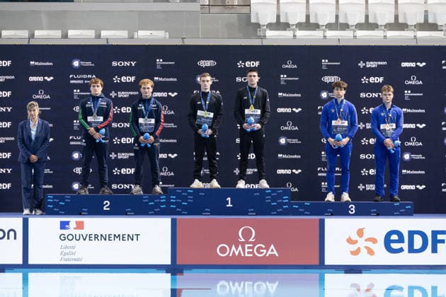 Men 10m platform synchro diving final European Aquatics Championships - Saint-Denis Silver medallists Italy s divers Simone Conte and Raffaele Pelligra, Gold medallists Neutral Athletes divers Nikita Shleikher and Ruslan Ternovoi, bronze medallists Ukraine s divers Mark Hrytsenko and Oleksii Sereda celebrate on the podium following the men’s 10m platform synchro diving final event during the LEN European Aquatics Championships, at the Olympic Aquatics Centre in Saint-Denis, northeastern suburbs of Paris, on August 4, 2026. Photo by Raphael Lafargue ABACAPRESS.COM Saint-Denis France  Copyright: xLafarguexRaphael ABACAx