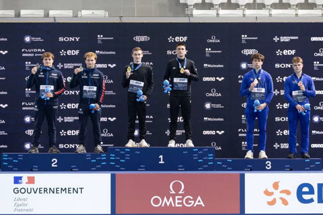 Men 10m platform synchro diving final European Aquatics Championships - Saint-Denis Silver medallists Italy s divers Simone Conte and Raffaele Pelligra, Gold medallists Neutral Athletes divers Nikita Shleikher and Ruslan Ternovoi, bronze medallists Ukraine s divers Mark Hrytsenko and Oleksii Sereda celebrate on the podium following the men’s 10m platform synchro diving final event during the LEN European Aquatics Championships, at the Olympic Aquatics Centre in Saint-Denis, northeastern suburbs of Paris, on August 4, 2026. Photo by Raphael Lafargue ABACAPRESS.COM Saint-Denis France  Copyright: xLafarguexRaphael ABACAx