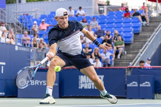 August 4, 2026, Montreal, Quebec, Canada: JAMES DUCKWORTH from Australia forehand service in match against Alex de Minaur (3) from Australia in second round at Canadian Open at IGA stadium in Montreal, Quebec, Canada on 2026-08-04 Montreal Canada - ZUMAl189 20260804_zsp_l189_105 Copyright: xYannickxLegarex