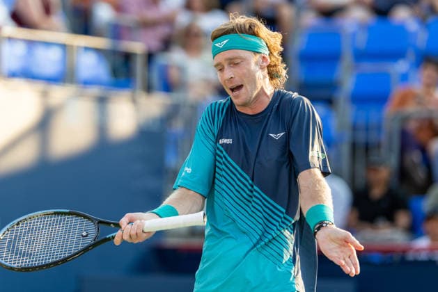 August 4, 2026, Montreal, Quebec, Canada: ANDREY RUBLEV (10) reaction in match against Juncheng Shang from China in second round at Canadian Open at IGA stadium in Montreal, Quebec, Canada on 2026-08-04 Montreal Canada - ZUMAl189 20260804_zsp_l189_126 Copyright: xYannickxLegarex