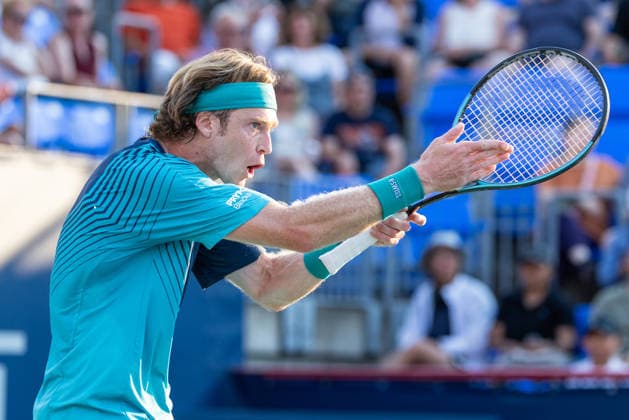 August 4, 2026, Montreal, Quebec, Canada: ANDREY RUBLEV (10) reaction in match against Juncheng Shang from China in second round at Canadian Open at IGA stadium in Montreal, Quebec, Canada on 2026-08-04 Montreal Canada - ZUMAl189 20260804_zsp_l189_143 Copyright: xYannickxLegarex
