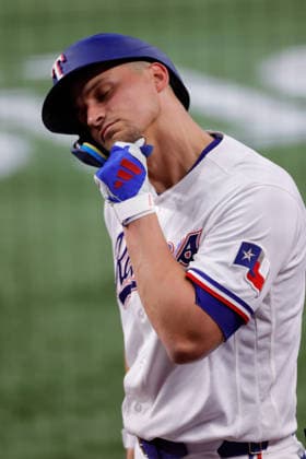 August 4, 2026, Arlington, Texas, USA: Texas Rangers designated hitter COREY SEAGER (5) in a baseball game, Tuesday, Aug. 4, 2026, in Arlington, Texas. Arlington USA - ZUMAa325 20260804_zsa_a325_031 Copyright: xDavidxBalleringxIix