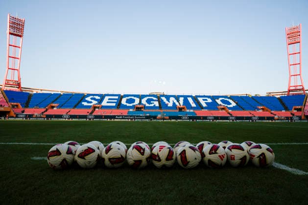 August 4, 2026, Seogwipo, Jeju, South Korea: Soccer balls are lined up at the Jeju World Cup Stadium in Seogwipo, South Korea, before an exhibition match between BundesligaÃ¢â‚¬â ¢s FC Bayern Munich and K League 1Ã¢â‚¬â ¢s Jeju SK FC, during the Audi Football Summit 2026 on Tuesday, Aug. 4, 2026. FC Bayern Munich 2:1 Jeju SK FC Exhibition  - ZUMAh163 20260804_znp_h163_001 Copyright: xJintakxHanx