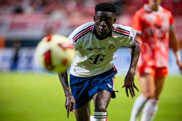 August 4, 2026, Seogwipo, Jeju, South Korea: FC Bayern Munich midfielder BARA SAPOKO NDIAYE (39) chases after the ball in an exhibition match between BundesligaÃ¢â‚¬â ¢s FC Bayern Munich and K League 1Ã¢â‚¬â ¢s Jeju SK FC, during the Audi Football Summit 2026 on Tuesday, Aug. 4, 2026 at the Jeju World Cup Stadium in Seogwipo, South Korea. FC Bayern Munich 2:1 Jeju SK FC Exhibition  - ZUMAh163 20260804_znp_h163_026 Copyright: xJintakxHanx