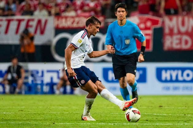 August 4, 2026, Seogwipo, Jeju, South Korea: FC Bayern Munich midfielder JOAO PALHINHA (16) passes the ball in an exhibition match between BundesligaÃ¢â‚¬â ¢s FC Bayern Munich and K League 1Ã¢â‚¬â ¢s Jeju SK FC, during the Audi Football Summit 2026 on Tuesday, Aug. 4, 2026 at the Jeju World Cup Stadium in Seogwipo, South Korea. FC Bayern Munich 2:1 Jeju SK FC Exhibition  - ZUMAh163 20260804_znp_h163_033 Copyright: xJintakxHanx