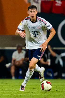 August 4, 2026, Seogwipo, Jeju, South Korea: FC Bayern Munich defender FILIP PAVIC (32) dribbles the ball in an exhibition match between BundesligaÃ¢â‚¬â ¢s FC Bayern Munich and K League 1Ã¢â‚¬â ¢s Jeju SK FC, during the Audi Football Summit 2026 on Tuesday, Aug. 4, 2026 at the Jeju World Cup Stadium in Seogwipo, South Korea. FC Bayern Munich 2:1 Jeju SK FC Exhibition  - ZUMAh163 20260804_znp_h163_037 Copyright: xJintakxHanx