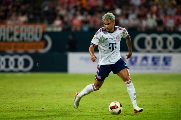 August 4, 2026, Seogwipo, Jeju, South Korea: FC Bayern Munich forward LUIS DIAZ (14) dribbles the ball in an exhibition match between BundesligaÃ¢â‚¬â ¢s FC Bayern Munich and K League 1Ã¢â‚¬â ¢s Jeju SK FC, during the Audi Football Summit 2026 on Tuesday, Aug. 4, 2026 at the Jeju World Cup Stadium in Seogwipo, South Korea. Seogwipo South Korea - ZUMAh163 20260804_znp_h163_055 Copyright: xJintakxHanx