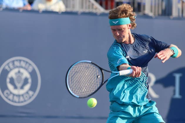 ATP, Tennis Herren Masters 1000 National Bank Open Montreal 2026 - Round of 64 - Day 4 Andrey Rublev of Russia plays a forehand during the Men™s Singles round of 64 match against Shang Juncheng of China on day 4 of the ATP Masters1000 National Bank Open at IGA Stadium. on August 4, 2026, in Montreal, Canada. (Photo by Horacio Zamora Eyepix Group) Copyright: xHoracioxZamorax xEyepixxGroupx HZ_04082026_193908