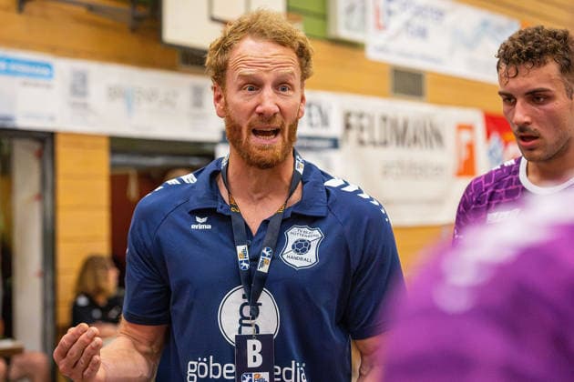 04.08.2026, xovx, Handball Lindencup, HSG Wetzlar - TV Hüttenberg Trainer Stefan Kneer (TV Hüttenberg) Linden Stadthalle Hessen Deutschland (DE) *** August 4, 2026, xovx, Lindencup Handball Tournament, HSG Wetzlar vs. TV Hüttenberg, Coach Stefan Kneer, TV Hüttenberg, Linden City Hall, Hesse, Germany, DE
