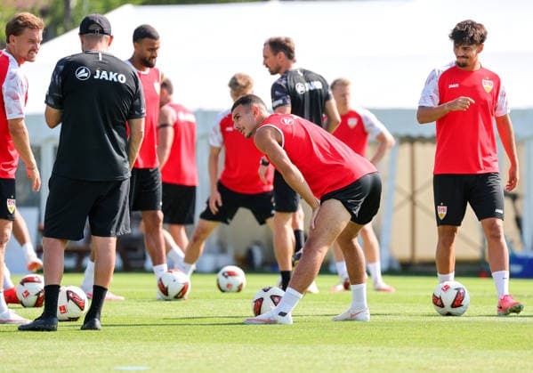 05.08.2026, Deutschland, Grassau, Fußball Bundesliga, Saison 2026 2027, Trainingslager VfB Stuttgart, Badredine Bouanani *** August 5, 2026, Germany, Grassau, Bundesliga, 2026–2027 season, VfB Stuttgart training camp, Badredine Bouanani