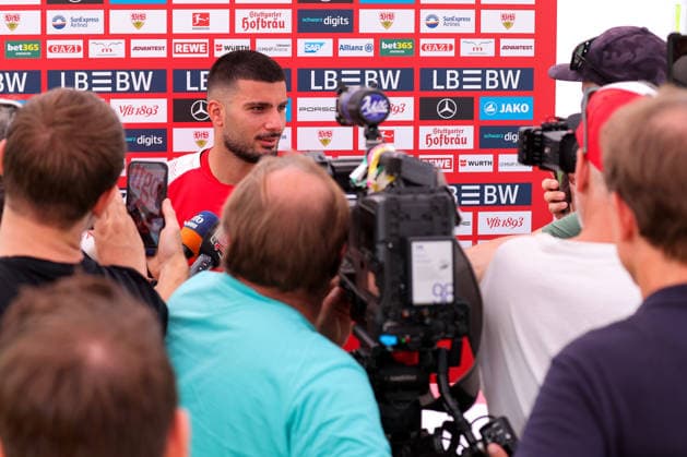 05.08.2026, Deutschland, Grassau, Fußball Bundesliga, Saison 2026 2027, Trainingslager VfB Stuttgart, Deniz Undav *** August 5, 2026, Germany, Grassau, Bundesliga, 2026–2027 season, VfB Stuttgart training camp, Deniz Undav