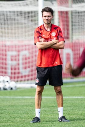SOCCER - UEFA EL, RBS vs Pafos SALZBURG,AUSTRIA,05.AUG.26 - SOCCER - UEFA Europa League, qualification, Red Bull Salzburg vs Pafos FC, preview, training RBS. Image shows head coach Danny Roehl (RBS).  GEPAxpictures xJulioxArellano