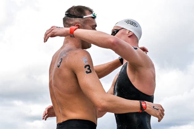 Gregorio Paltrinieri of Italy, bronze, Florian Wellbrock of Germany, gold celebrate after the open water swimming 5km Men Final during the European Aquatics Championships at the River Seine in Paris (France), August 5, 2026. Giorgio Scala DBM - Deepbluemedia Insidefoto