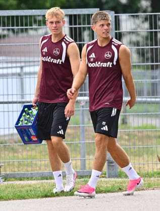 05.08.2026 - Fussball - 2. Fussball - Bundesliga - Saison 2026 2027 - 1. FC Nürnberg Nuernberg FCN ( Club ) - Training - Sportfoto Zink - xwoxzix - Eric Porstner (41, 1. FC Nürnberg FCN ) Finn Becker (22, 1. FC Nürnberg FCN ) *** August 5, 2026 Soccer 2 Bundesliga 2026–2027 Season 1 FC Nuremberg Nuremberg FCN Club Training Sports Photo Zink xwoxzix Eric Porstner 41, 1 FC Nuremberg FCN Finn Becker 22, 1 FC Nuremberg FCN