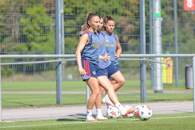 05.08.2026, München, Deutschland. Google Pixel Frauen-Bundesliga: Die FC Bayern Frauen absolvieren auf dem FC Bayern Campus eine Trainingseinheit zur Vorbereitung auf das Testspiel gegen Paris FC. Katharina Naschenweng (FC Bayern Frauen) *** August 5, 2026, Munich, Germany Google Pixel Women s Bundesliga The FC Bayern Women s team holds a training session at the FC Bayern Campus in preparation for their friendly match against Paris FC Katharina Naschenweng FC Bayern Women s Team