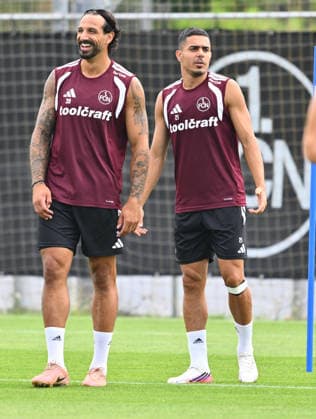 05.08.2026 - Fussball - 2. Fussball - Bundesliga - Saison 2026 2027 - 1. FC Nürnberg Nuernberg FCN ( Club ) - Training - Sportfoto Zink - xwoxzix - Adriano Grimaldi (39, 1. FC Nürnberg FCN ) Ioannis Masouras (21, 1. FC Nürnberg FCN ) *** August 5, 2026 Soccer 2 Bundesliga 2026–2027 Season 1 FC Nuremberg FCN Club Training Sports Photo Zink xwoxzix Adriano Grimaldi 39, 1 FC Nuremberg FCN Ioannis Masouras 21, 1 FC Nuremberg FCN