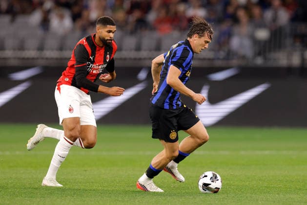 SOCCER AC MILAN INTER, Piotr Zielinski of Inter Milan runs the ball during the AC Milan vs Inter Milan soccer exhibition match at Optus Stadium in Perth, Wednesday, August 5, 2026. ( NO ARCHIVING PERTH WESTERN AUSTRALIA AUSTRALIA  Copyright: xRICHARDxWAINWRIGHTx 20260805190399505700