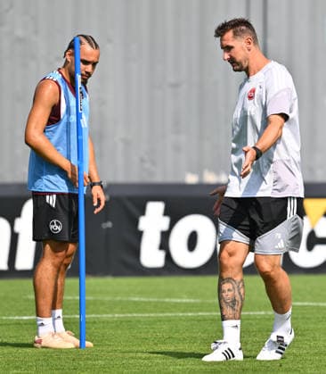 05.08.2026 - Fussball - 2. Fussball - Bundesliga - Saison 2026 2027 - 1. FC Nürnberg Nuernberg FCN ( Club ) - Training - Sportfoto Zink - xwoxzix - Rafael Lubach (18, 1. FC Nürnberg FCN ) Miroslav Miro Klose ( Trainer 1. FC Nürnberg FCN ) *** August 5, 2026 Soccer 2 German Bundesliga 2026–2027 Season 1 FC Nuremberg Nuremberg FCN Club Training Sports Photo Zink xwoxzix Rafael Lubach 18, 1 FC Nuremberg FCN Miroslav Miro Klose Coach 1 FC Nuremberg FCN