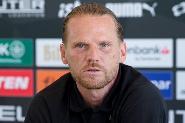 Trainer Eugen Polanski (Borussia Moenchengladbach) beantwortet bei der Pressekonferenz die Fragen der Journalisten waehrend des Trainingslagers von Borussia Moenchengladbach, Stadion Birkenmoos am 05. August 2026 in Rottach-Egern, Deutschland. (Foto von Marco Steinbrenner DeFodi Images) +++ Trainer Eugen Polanski (Borussia Moenchengladbach) answers journalists™ questions at the press conference, PK, Pressekonferenz during the Borussia Moenchengladbach Training camp at Stadion Birkenmoos on August 5, 2026 in Rottach-Egern, Germany. (Photo by Marco Steinbrenner DeFodi Images) (Photo by Marco Steinbrenner DeFodi Images) - *** Coach Eugen Polanski of Borussia Mönchengladbach answers journalists questions at a press conference during Borussia Mönchengladbach s training camp, Birkenmoos Stadium on August 5, 2026, in Rottach Egern, Germany. Photo by Marco Steinbrenner, DeFodi Images. Coach Eugen Polanski of Borussia Mönchengladbach answers journalists’ questions at the press conference during the Borussia Mönchengladbach training camp at Birkenmoos Stadium on August 5, 2026 in Rottach-Egern, Germany. Photo by Marco Steinbrenner, DeFodi Images. Photo by Marco Steinbrenner, DeFodi Images.