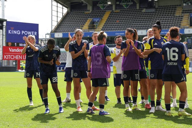 260805 Metalist 1925 vs Fenerbahce Fenerbahce players and staff celebrating after the female soccer game between Metalist 1925 (UKR) and Fenerbahce (TUR) Second qualifying round, Semi-finals of UEFA Champions League Mini Tournament 5, on Wednesday 5 August 2026 in LEUVEN , Belgium . PHOTO SPORTPIX Sevil Oktem LEUVEN DEN DREEF Belgium  Copyright: xSportpix.bex xSevilxOktemxSevilxOktemx
