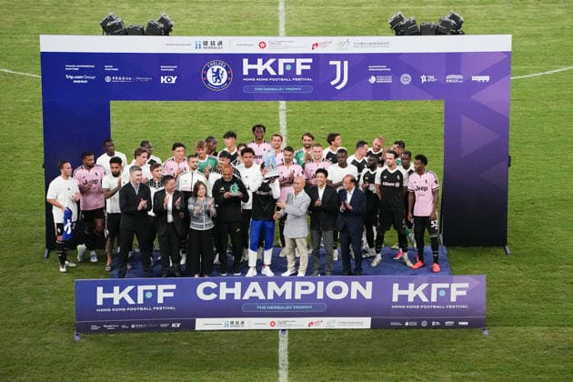 HONG KONG-SPORTS CHELSEA-JUVENTUS Secretary for Culture, Sports and Tourism Rosanna Law Shuk-pui and Chairman of the Football Association of Hong Kong, China Eric Fok Kai-shan present the championship trophy to the Juventus team following their 1-0 victory over Chelsea at the Kai Tak Stadium on August 5, 2026 in Hong Kong. (Photo by Kevin Li TMHK via Nexpher Images) Hong Kong