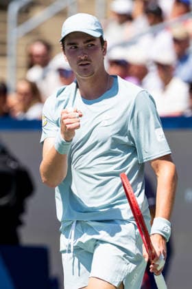 August 5, 2026, Montreal, Quebec, Canada: JOAO FONSECA (22) from Brazil reaction in match against Stefanos Tsitsipas from Greece in second round at Canadian Open at IGA stadium in Montreal, Quebec, Canada on 2026-08-05 Montreal Canada - ZUMAl189 20260805_zsp_l189_028 Copyright: xYannickxLegarex