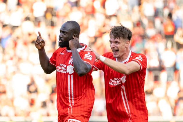 Regionalliga Nordost: FC Rot-Weiß Erfurt vs. SV Tasmania Berlin; Erfurt; 05.08.2026 Jubel, 2:0 durch Raphael Assibey-Mensah ( 7; FC Rot-Weiß Erfurt) und Benjamin Dreca ( 14; FC Rot-Weiß Erfurt) (dahinter) Regionalliga Nordost: FC Rot-Weiß Erfurt vs. SV Tasmania Berlin; Steigerwaldstadion Erfurt; 05.08.2026 *** Regionalliga Nordost: FC Rot Weiß Erfurt vs. SV Tasmania Berlin, Erfurt, August 5, 2026. Cheers, 2–0 thanks to Raphael Assibey Mensah (7 , FC Rot-Weiß Erfurt) and Benjamin Dreca (14 , FC Rot-Weiß Erfurt). In the background: Regionalliga Northeast: FC Rot-Weiß Erfurt vs. SV Tasmania Berlin at Steigerwaldstadion, Erfurt, August 5, 2026 Copyright: xBEAUTIFULxSPORTS Duehringx