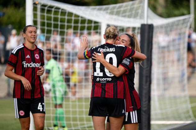 05.08.2026, GER, Fussball, Frauen, UEFA Womens Champions League, Saison 2026 2027, Qualifikationsturnier, Halbfinale, Eintracht Frankfurt vs Omonia Nikosia Laura Freigang ( Eintracht Frankfurt, 10 ), Ereleta Memeti ( Eintracht Frankfurt, 07 ) jubeln über das Tor zum 3:0, Frankfurt am Main Stadion am Brentanobad Hessen Deutschland *** August 5, 2026, GER, Soccer, Women s, UEFA Women s Champions League, 2026–2027 Season, Qualifying Tournament, Semifinals, Eintracht Frankfurt vs. Omonia Nicosia: Laura Freigang (Eintracht Frankfurt, 10) and Ereleta Memeti (Eintracht Frankfurt, 07) celebrate the goal that made it 3–0, Frankfurt am Main, Stadion am Brentanobad, Hesse, Germany Copyright: xNordphoto Memmlerx