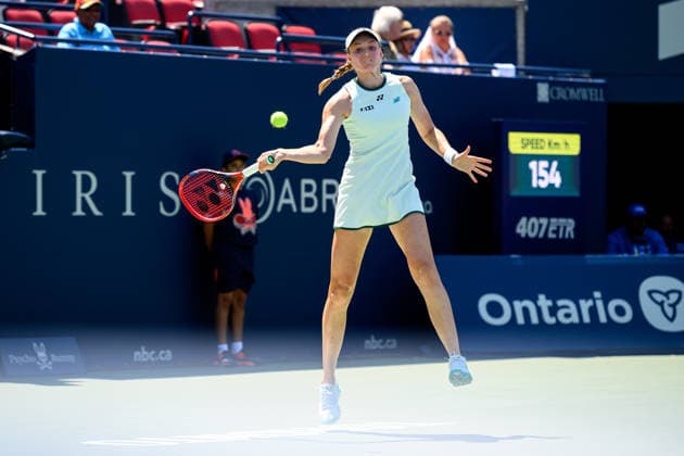 August 5, 2026, Toronto, Ontario, Canada: ELENA RYBAKINA of Kazakhstan returns the ball during her second-round match against Daria Kasatkina of Australia at the National Bank Open, part of the Hologic WTA, Tennis Damen Tour, at Sobeys Stadium. Toronto Canada - ZUMAr228 20260805_znp_r228_001 Copyright: xVasiliyxRyabykhx