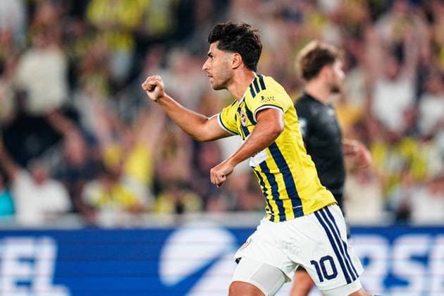 Fenerbahce SK v Sturm Graz - UEFA Champions League 2026 27 Third Qualifying Round First Leg Marco Asensio of Fenerbahce celebrates his team s first goal during the UEFA Champions League 2026 27 third qualifying round first leg match between Fenerbahce SK and Sturm Graz at Fenerbahce Sükrü Saracoglu Spor Kompleksi on August 05, 2026 in Istanbul, Turkey. Istanbul Fenerbahce Sükrü Saracoglu Spor Kompleksi Istanbul Turkey Copyright: xxYagizxGurtugx
