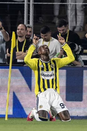 Fenerbahce v Sturm Graz - UEFA Champions League ISTANBUL, TURKIYE - AUGUST 5: Anderson Talisca (94) of Fenerbahce celebrates after a goal during UEFA Champions League third qualifying round the first leg match between Fenerbahce and Sturm Graz at Chobani Stadium in Istanbul, Turkiye on August 5, 2026. Sebnem Coskun Anadolu Istanbul Turkey. Editorial use only. Please get in touch for any other usage.  Copyright: x2026xAnadoluxSebnemxCoskunx