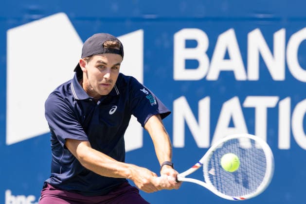 August 5, 2026, Montreal, Quebec, Canada: ZACHARY SVAJDA from USA backhand in match againstArthur Fils (18) from France in second round at Canadian Open at IGA stadium in Montreal, Quebec, Canada on 2026-08-05 Montreal Canada - ZUMAl189 20260805_zsp_l189_042 Copyright: xYannickxLegarex