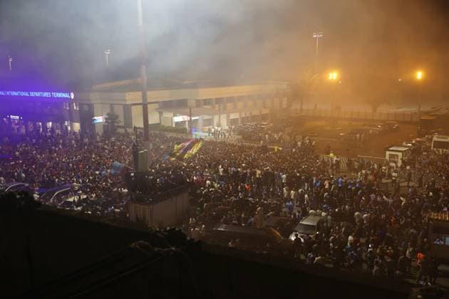 Egyptian footballer Mohamed Salah arrives in Trabzon, Turkiye TRABZON, TURKIYE - AUGUST 5: Trabzonspor supporters welcome Egyptian footballer Mohamed Salah with flares and chants upon his arrival at Trabzon Airport in Trabzon, Turkiye, on August 5, 2026. Hasan Tascan Anadolu Trabzon Turkey. Editorial use only. Please get in touch for any other usage.  Copyright: x2026xAnadoluxHasanxTascanx