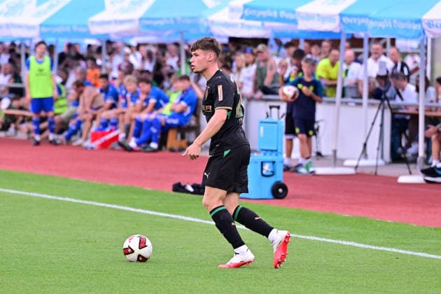 05.08.2026; Rottach-Egern; Fussball, Herren, Saison 2026 2027, Testspiel FC Rottach-Egern vs. Borussia Moenchengladbach Lukas Ullrich (Gladbach) DFL regulations prohibit any use of photographs as image sequences and or quasi-video. Stadion Am Birkenmoos Bayern Deutschland *** August 5, 2026 Rottach Egern Soccer, Men s, 2026–2027 season, Friendly Match: FC Rottach Egern vs. Borussia Mönchengladbach, Lukas Ullrich, Gladbach. DFL regulations prohibit any use of photographs as image sequences and or quasi-video. Am Birkenmoos Stadium, Bavaria, Germany