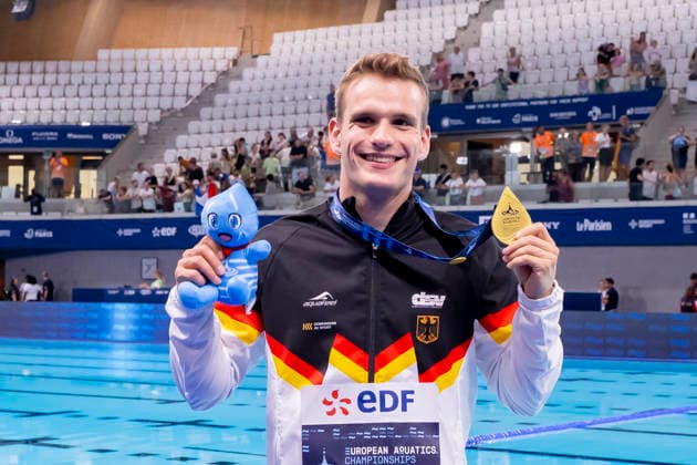 Swimming, European Championships in Paris, diving, synchronised diving, men, 3m springboard, European champion Moritz Wesemann
