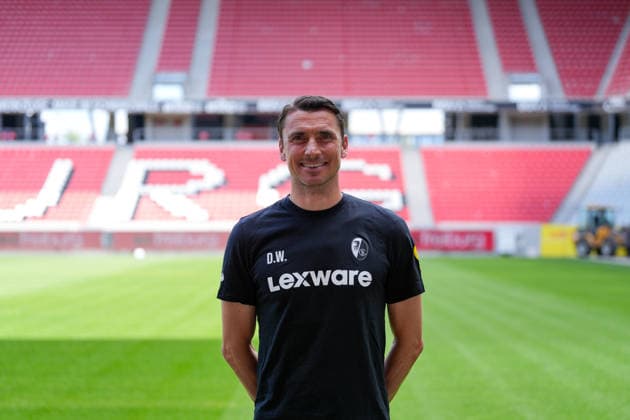 Daniel Wolf (SC Freiburg, Athletiktrainer); SC Freiburg; 1.BL, Bundesliga, Porträttermin 2026 2027 Freiburg Europa-Park Stadion Baden-Wuerttemberg Deutschland *** Daniel Wolf, SC Freiburg; Strength and Conditioning Coach, SC Freiburg 1 (Bundesliga); Bundesliga; Profile Session 2026–2027; Freiburg; Europa-Park Stadium; Baden-Württemberg; Germany Copyright: AA_STEINSIEK.CH