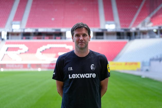 Florian Bruns (SC Freiburg, Co-Trainer); SC Freiburg; 1.BL, Bundesliga, Porträttermin 2026 2027 Freiburg Europa-Park Stadion Baden-Wuerttemberg Deutschland *** Florian Bruns, SC Freiburg; Assistant Coach, SC Freiburg 1 (Bundesliga); Bundesliga; Profile Session 2026–2027; Freiburg; Europa-Park Stadium; Baden-Württemberg; Germany Copyright: AA_STEINSIEK.CH