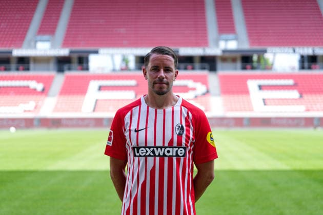 Christian Günter Christian Guenter (SC Freiburg, 30); SC Freiburg; 1.BL, Bundesliga, Porträttermin 2026 2027 Freiburg Europa-Park Stadion Baden-Wuerttemberg Deutschland *** Christian Günter Christian Guenter SC Freiburg, 30 SC Freiburg 1 BL, Bundesliga, Profile Session 2026 2027 Freiburg Europa-Park Stadium Baden-Württemberg Germany Copyright: AA_STEINSIEK.CH
